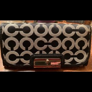 Coach Checkbook Wallet